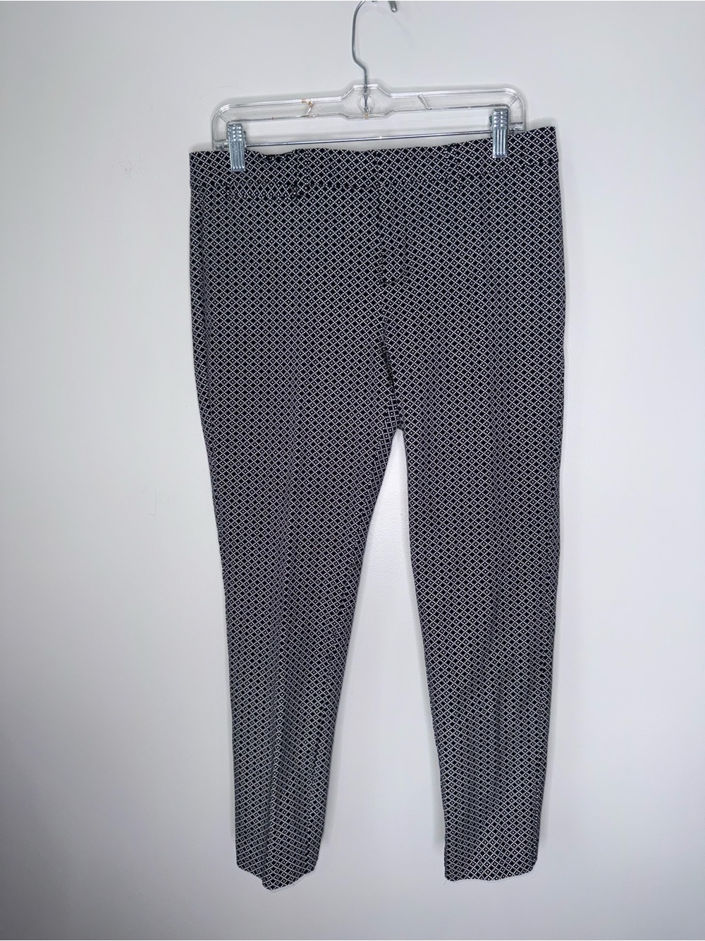 Banana Republic Pants Women’s Size 8 Black and White Stretch Cropped!